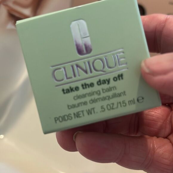 Beauty Bundle NWT - Picture 3 of 7